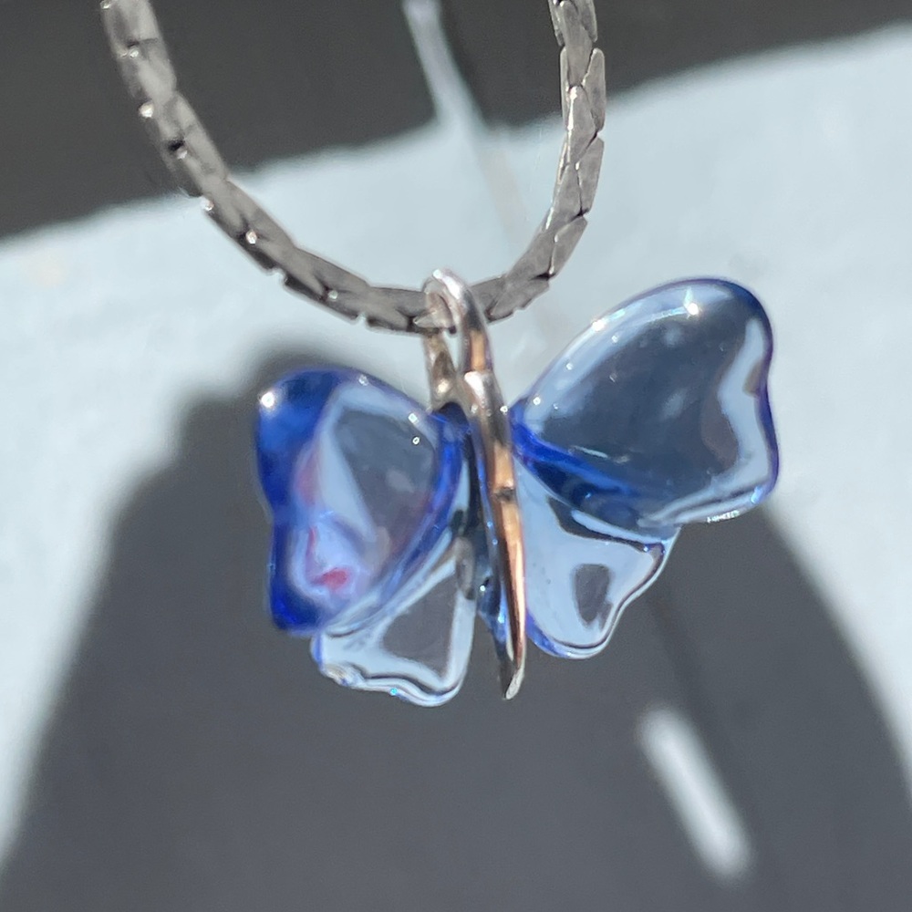 LALIQUE Papillons Butterfly Crystal Necklace blue pendant Sterling silver used - Picture 11 of 13
